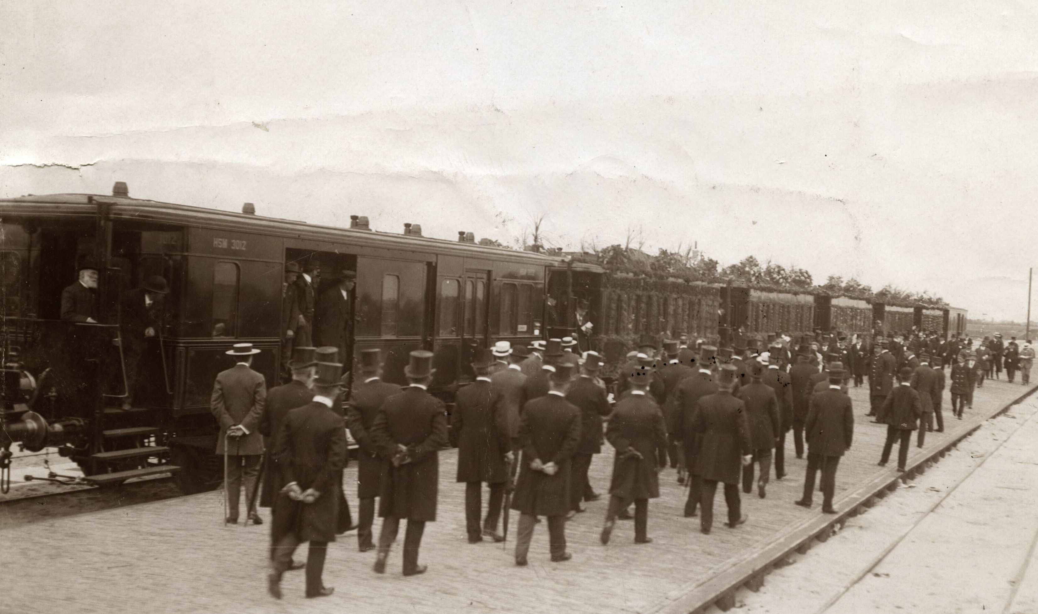 Namen die blijven: over persistent identifiers zonder eeuwigheidswaan.